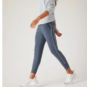NWT Athleta Venice Joggers - Size XXS